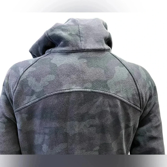 Lululemon  Scuba Camo Hoodie Size 8 - Picture 8 of 9